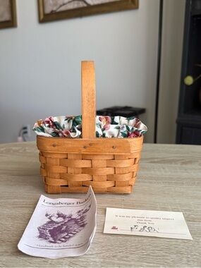 Mini longaberger basket with certificate